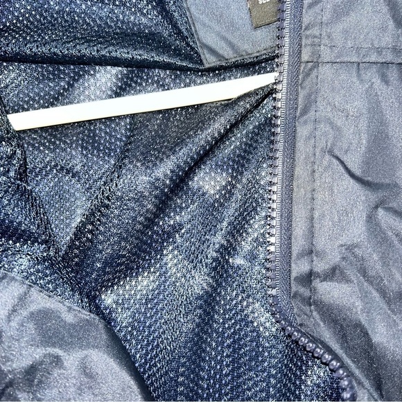 IS Apparel Rain Jacket Size Medium Yakima River Blue Pink Wind Resistant Hooded - Picture 10 of 10